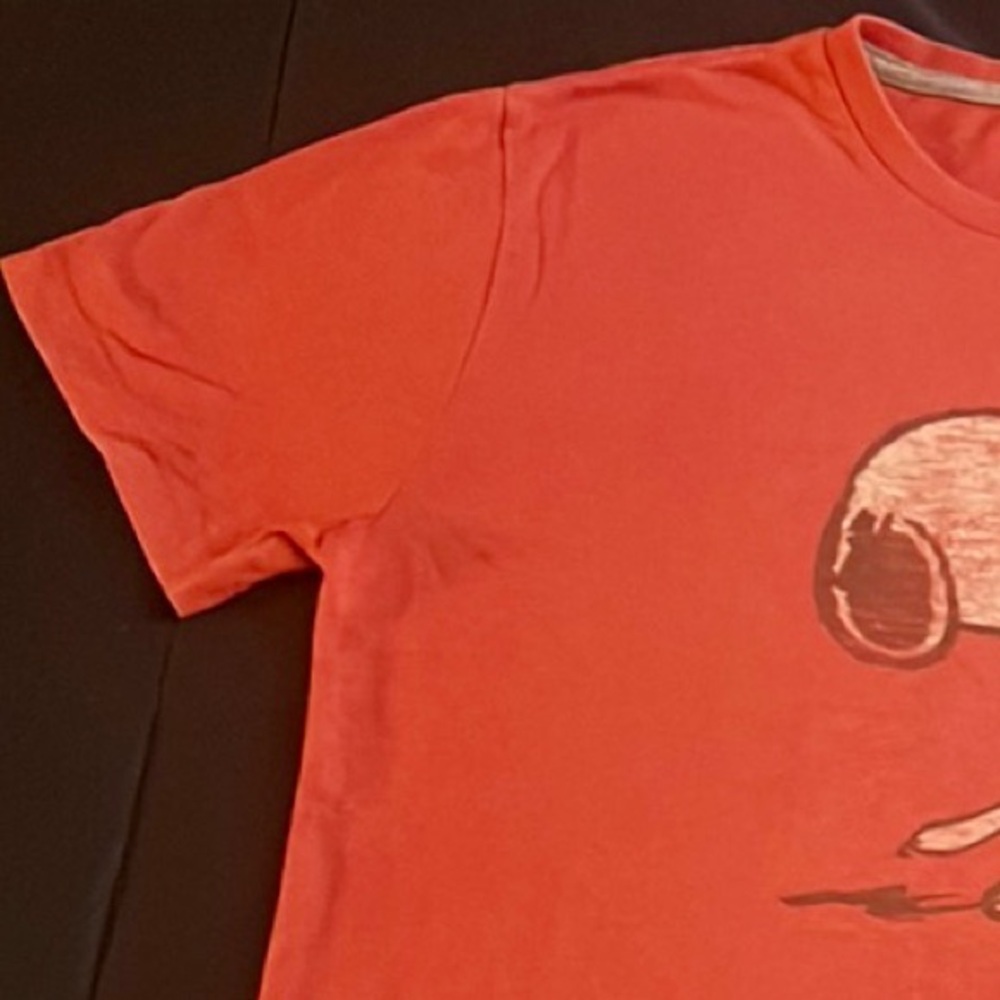 Old Navy Snoopy Christmas T-Shirt - Picture 5 of 7